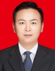 沈智（办公室主任）